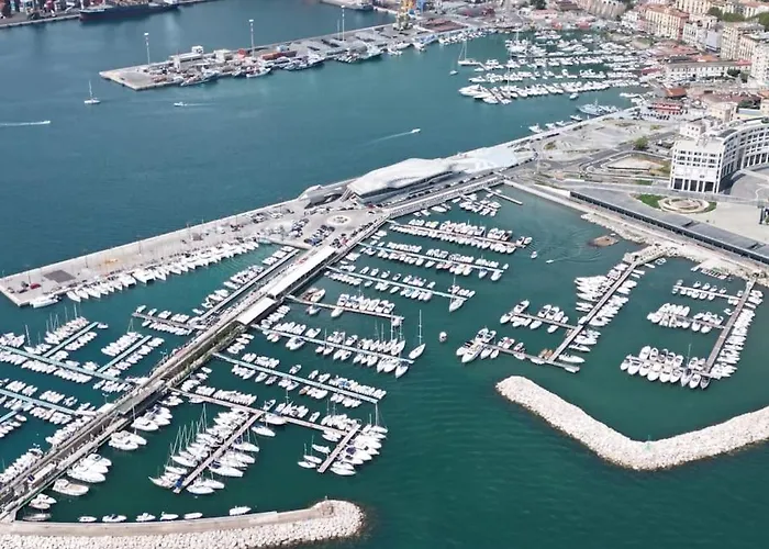 A Casa Di Chiara Appartement Salerno